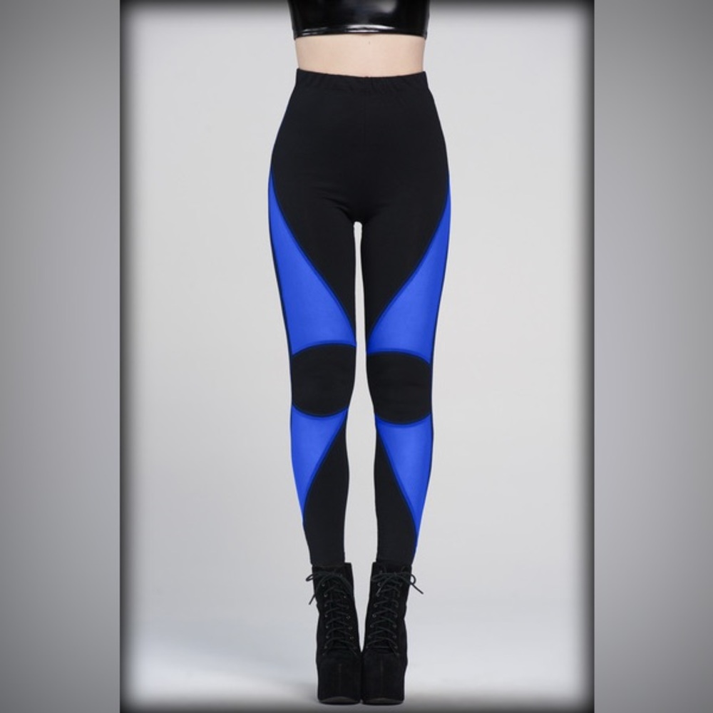 Michelle Uberreste Black and Blue Colorblock Leggings